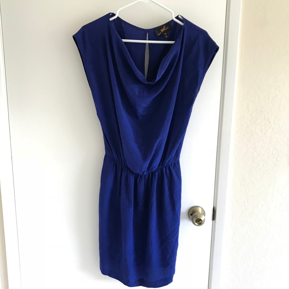 Akiko Short Sleeve Scoop Neck Blue Silk Dress S